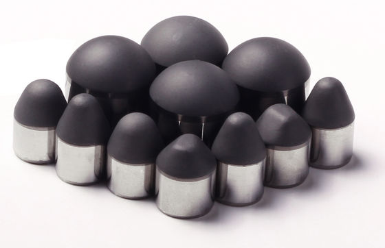 COem γύρω από τα τετραγωνικά τεχνικά κεραμικά μέρη που εξάγουν το πολυκρυσταλλικό σύνθετο διαμαντιών