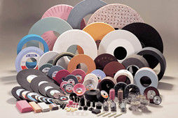 ΜΑΥΡΟ ΚΑΡΒΙΔΙΟ POWDE του ΠΥΡΙΤΙΟΥ, συνδεμένα λειαντικά εργαλεία, περιτύλιξη και στίλβωση